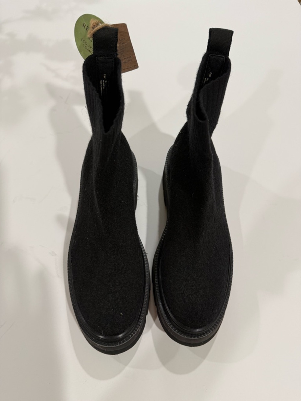 Aqua Sofft black chunky heeled black booties NWT COZY KNIT 8.5